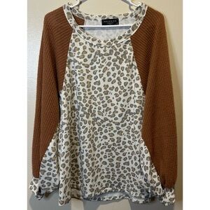 Maverick Women’s Leopard Print‎ Sweater With Peasant Sleeves Size Large